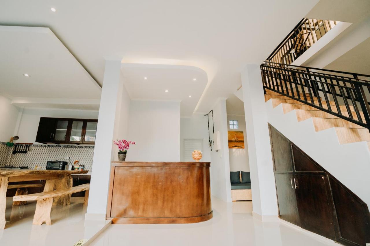 Nova Guest House Canggu Buitenkant foto