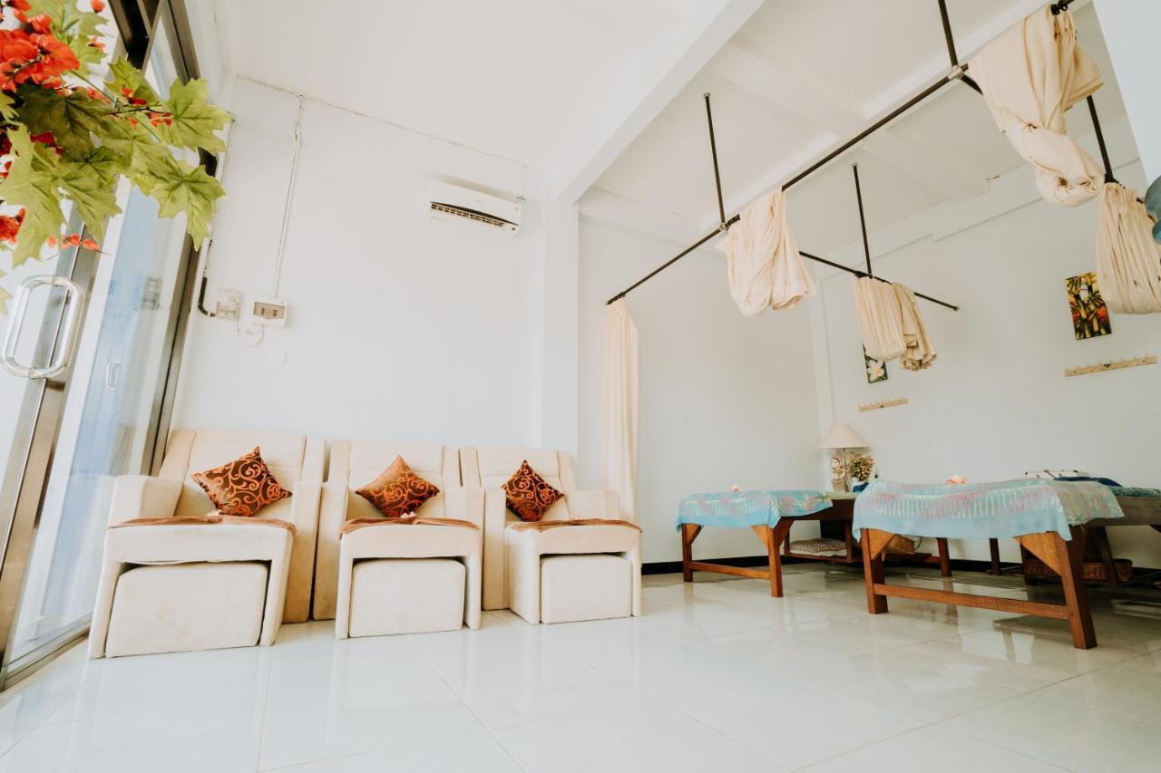 Nova Guest House Canggu Buitenkant foto